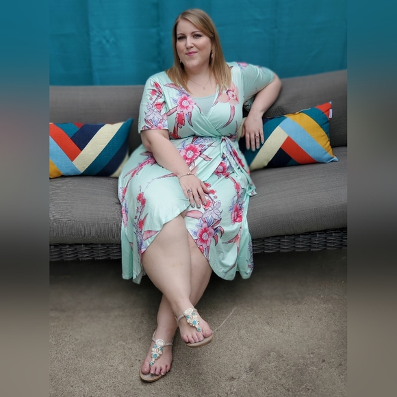 🩷5/$25🩷 Floral Print Mint Dress, Plus Size 1X - Picture 4 of 12